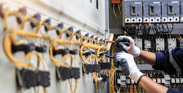 Professional Electrician technician working in Mineola, TX